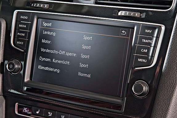 VW Golf GTI VII Performance - Kompaktsportwagen - Gebrauchtwagen