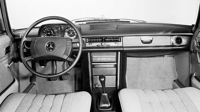 Mercedes-Benz /8 Strich-Acht W114/W115 (1968-76)