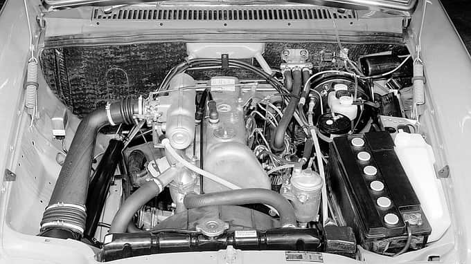 Mercedes-Benz /8 Strich-Acht W114/W115 (1968-76)