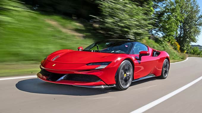 Ferrari SF90 Stradale, Exterieur