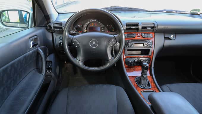 Mercedes-Benz C 180 Kompressor, Interieur