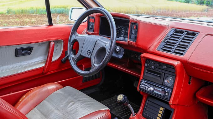 VW Scirocco GTI Kamei X1, Interieur