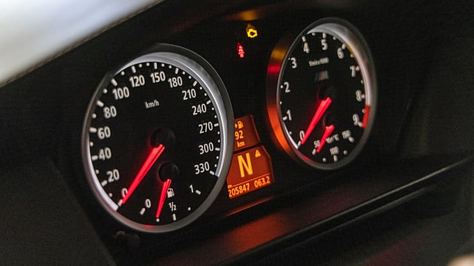BMW M5 (E60), Interieur