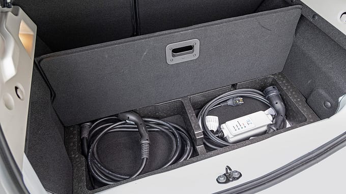 Renault Clio E-Tech, Renault Zoe, Vergleichstest, ams2021 Renault Zoe, Interieur