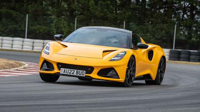 Lotus Emira V6