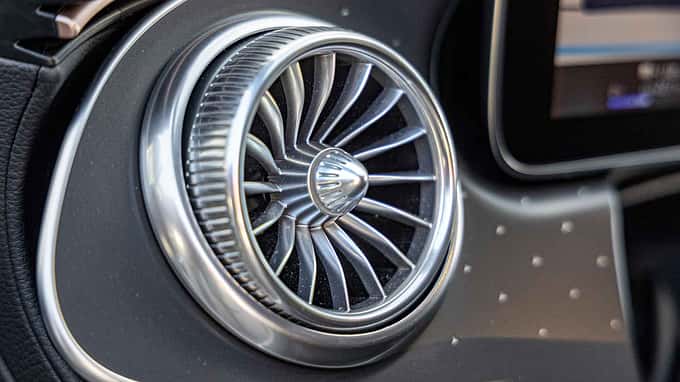Mercedes EQE 350+