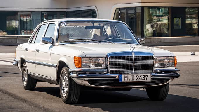 Mercedes-Benz W116 280 SE (1977)