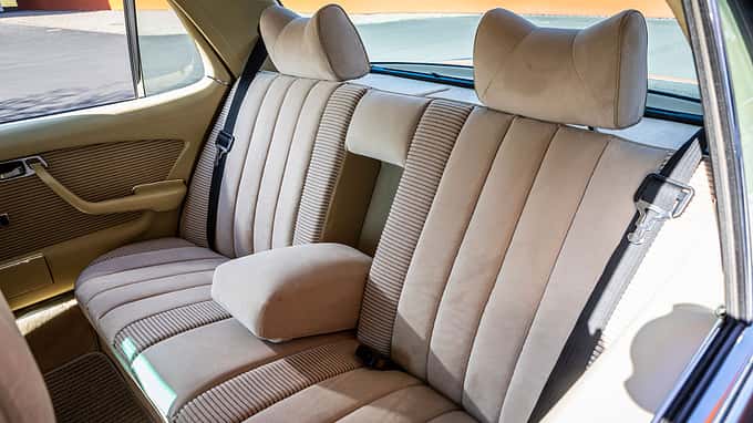 Mercedes S-Klasse W115 450 SEL 6.9 (1976)
