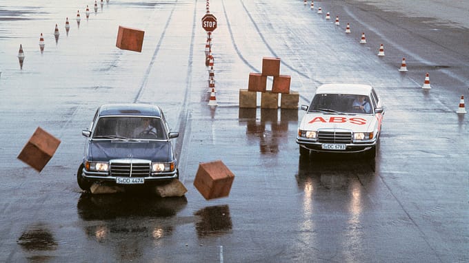 Mercedes-Benz S-Klasse W116 mit und ohne ABS