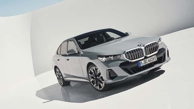 BMW i5 eDrive40 / M60 xDrive 2023 BMW i5 eDrive40 / M60 xDrive 2023