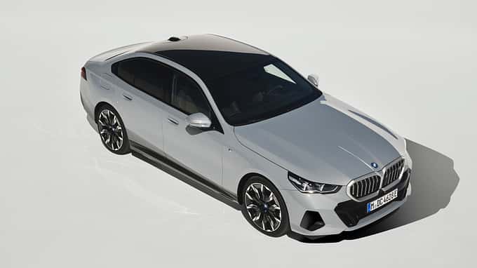 BMW i5 eDrive40 / M60 xDrive 2023 BMW i5 eDrive40 / M60 xDrive 2023