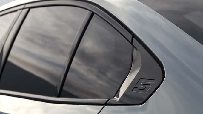 BMW i5 eDrive40 / M60 xDrive 2023 BMW i5 eDrive40 / M60 xDrive 2023