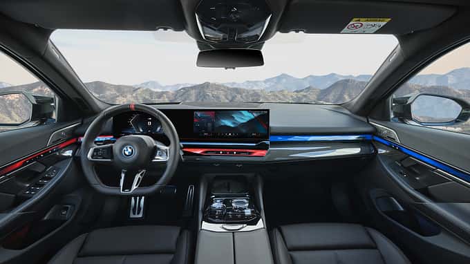 BMW i5 eDrive40 / M60 xDrive 2023 BMW i5 eDrive40 / M60 xDrive 2023