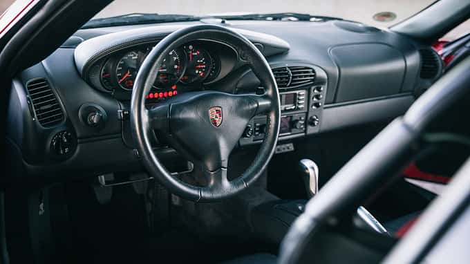 Porsche 911 GT3 (996) Porsche 911 GT3 (996)