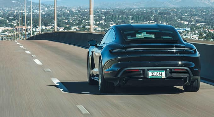 Porsche Taycan Facelift 2024 Testfahrt USA Reichweite Vorserienmodell Porsche Taycan Facelift 2024 Testfahrt USA Reichweite Vorserienmodell