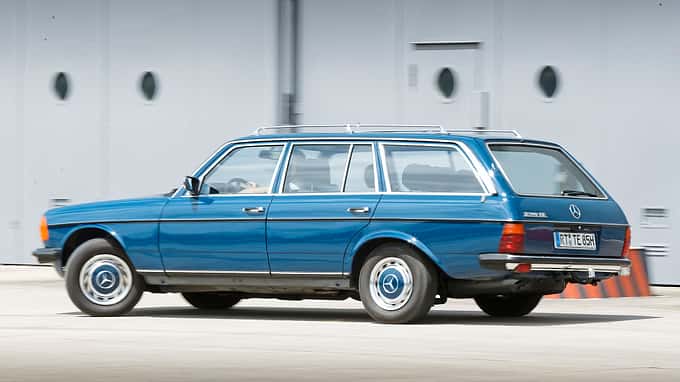 Mercedes-Benz 230 TE S123 T-Modell 900 Surfblau
