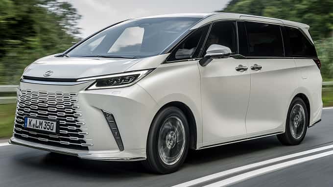 Lexus LM 350h 2023 Markenbaum