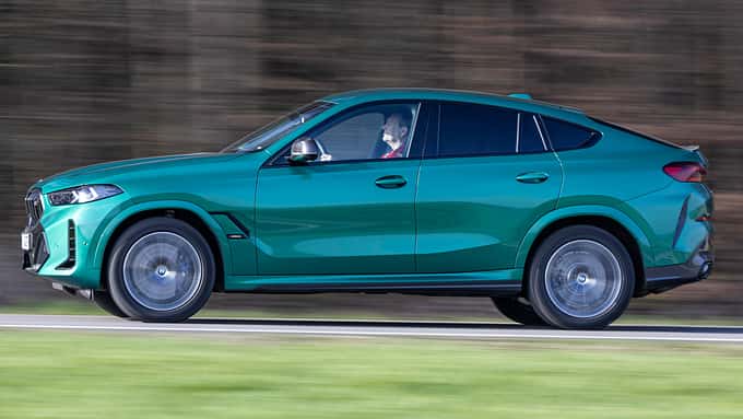 BMW X6 M60i