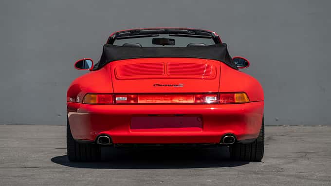 Porsche 911 Carrera S Cabrio (993) 1998 Indischrot Guards Red