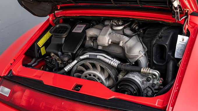 Porsche 911 Carrera S Cabrio (993) 1998 Indischrot Guards Red