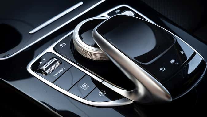 gebrauchtwagen, gebraucht, second hand, mercedes, glc, w253, x253, suv, c-klasse, w205, Werkstatt, Fahrwerk, Traggelenke Gebrauchtwagencheck Mercedes GLC X253 W253