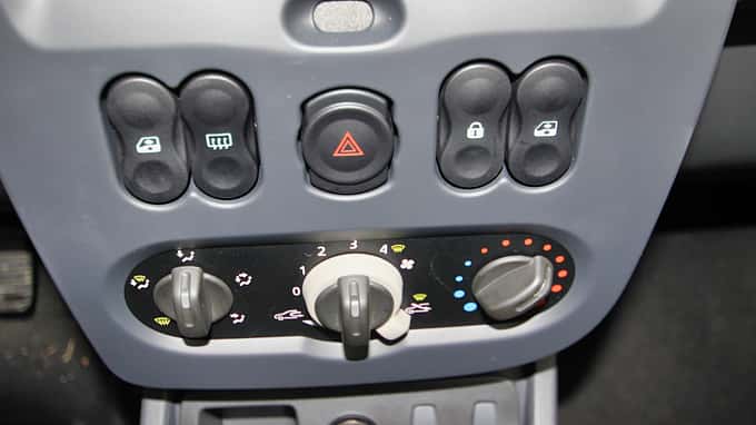 05/2025 15 Jahre Dacia Duster alle Generationen