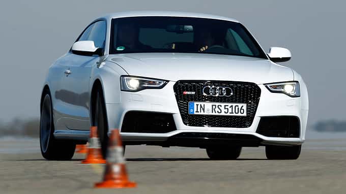 Audi RS 5 Coupé, Frontansicht, Slalom