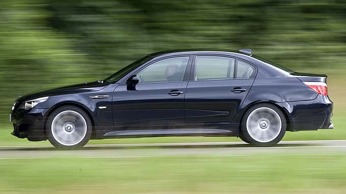 BMW M5, Jaguar XF-R 