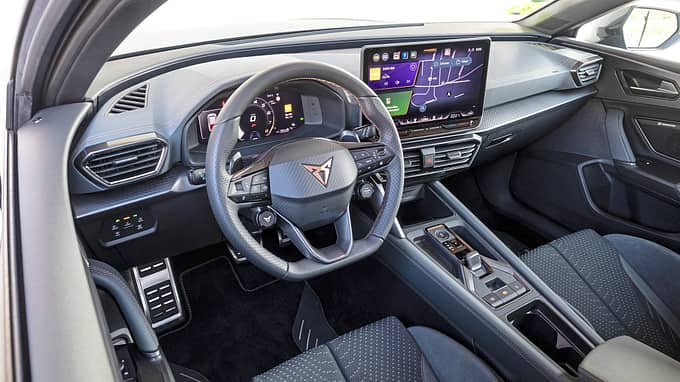 Cupra Leon Sportstourer, Cockpit