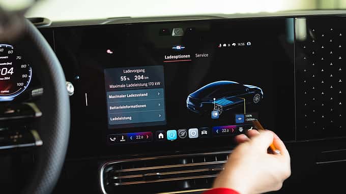 Mercedes CLA, Display