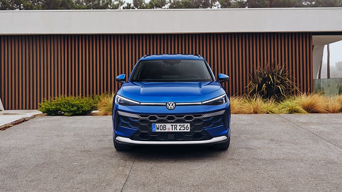 VW T-Roc, FB