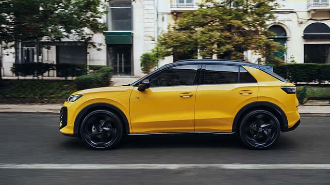 VW T-Roc, FB