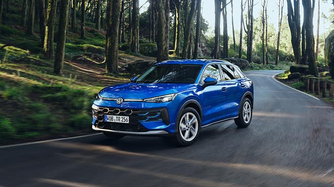 VW T-Roc, FB
