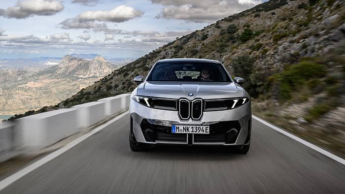BMW iX3