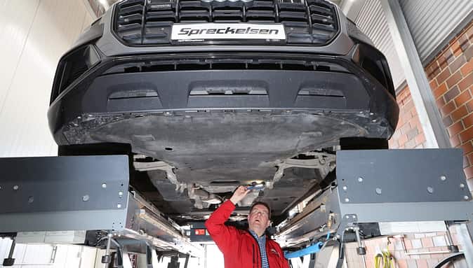 gebrauchtwagen, gebraucht, second hand, audi, q8, sq8, e-tron, etron, werkstatt, hebebühne, autohaus, handel, händler, vw, vag, gebrauchtkauf Gebrauchtwagencheck Audi Q8