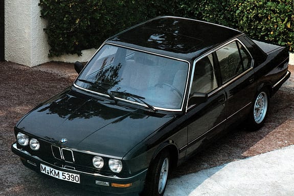 BMW M5 E28