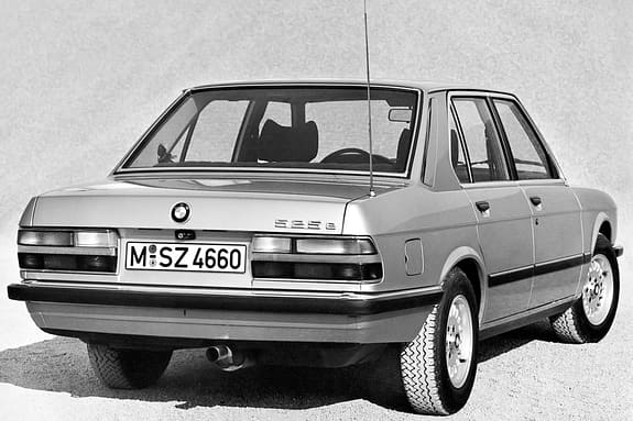 BMW M5 E28