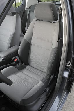 Skoda Fabia 1.2 TSI und Skoda Fabia 1.6 TDI, Vordersitz