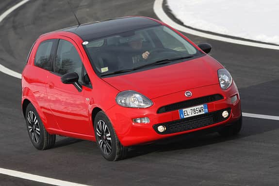 Fiat Punto 0,9 Twinair Start&Stopp Easy, Front, Kurve
