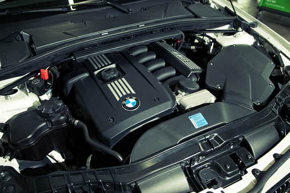 BMW 130i, Motort