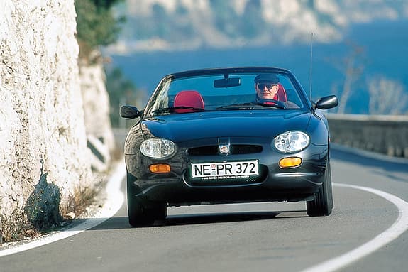 MGF/TF, Frontansicht