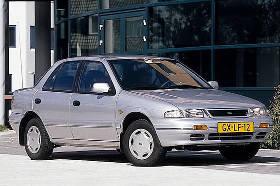 Kia Sephia, 1.Generation