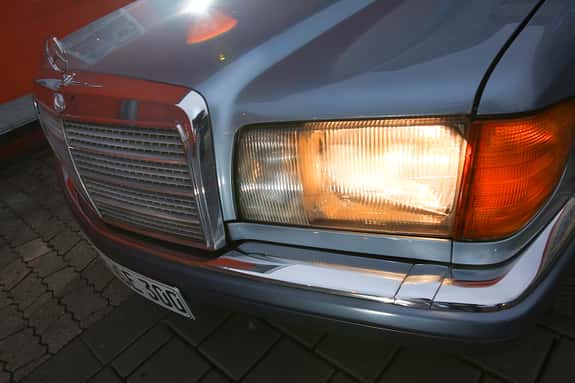 Mercedes 380 SE–560 SEL (W126), Frontscheinwerfer