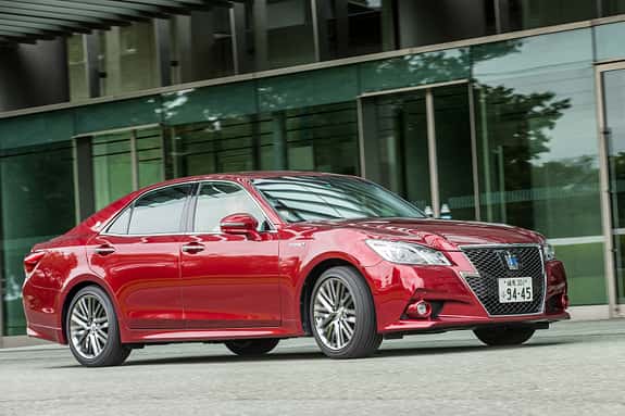 Toyota Crown Athlete S Hybrid, Seitenansicht