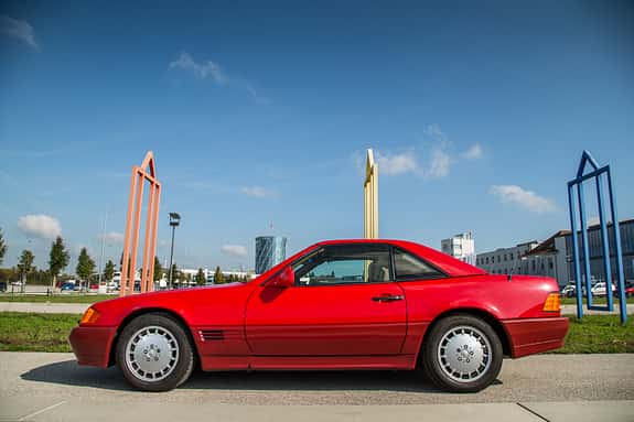 Mercedes 500 SL (R129), Seitenansicht