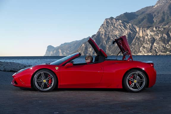 Ferrai 458 Speciale A, ams0415, Fahrbericht Ferrai 458 Speciale A, Seitenansicht, Verdeck schließt