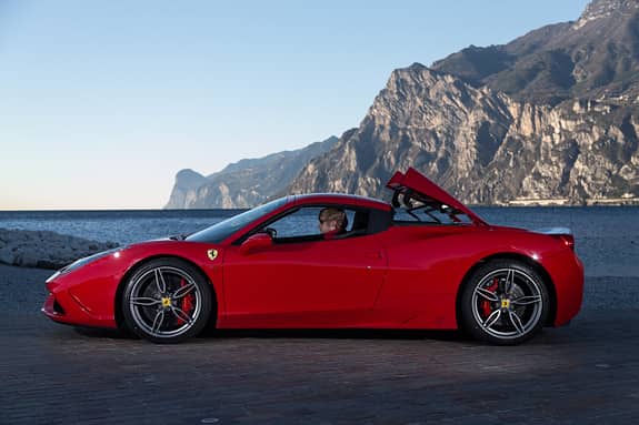 Ferrai 458 Speciale A, ams0415, Fahrbericht Ferrai 458 Speciale A, Seitenansicht, Verdeck schließt
