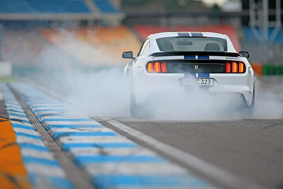 Shelby GT350 Mustang, Heckansicht
