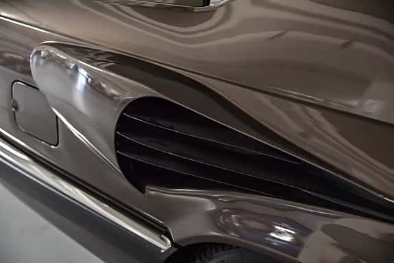 BMW 7er E32 V16 Goldfish