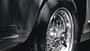 Drahtspeichenfelge eines Maserati 4000 GTI Sebring